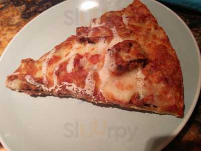 Aladdin Donair & Pizza