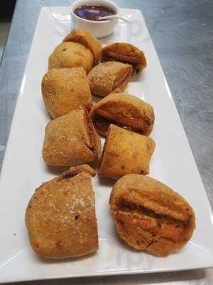 Tandoori Taj Restaurant