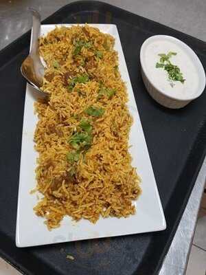 Tandoori Taj Restaurant