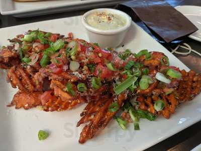 Bull & Finch Pub Restaurant