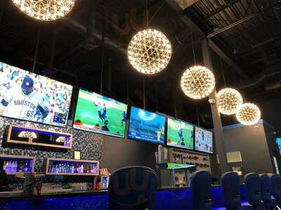 Half Time Sports Bar And Grill