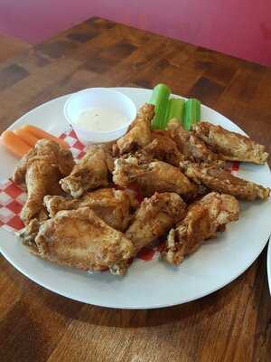 Old Montreal Hotdogs And Poutine Millwoods