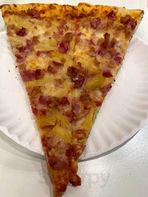 Classico Louie's Pizzeria