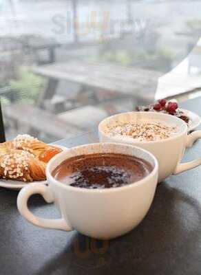 Mamie Clafoutis Ile Des Soeurs