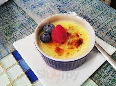 Merryberry Cafe+ Bistro