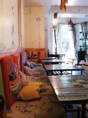 Merryberry Cafe+ Bistro