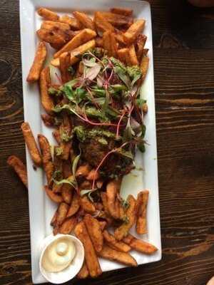 L'gros Luxe Mile End