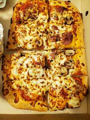 Pizza Hut Edmonton Westlawn