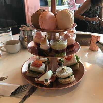 Quelque Chose Patisserie