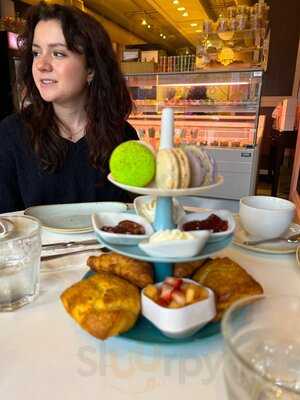 Quelque Chose Patisserie