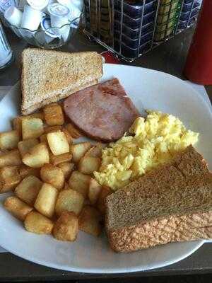 Coastal Tides Restaurant