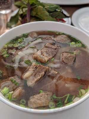 Binh Minh Kitchen & Bar