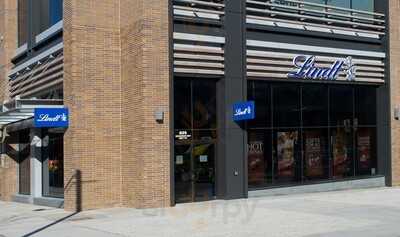 Lindt Chocolate Shop