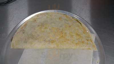 Quesada Burritos & Tacos