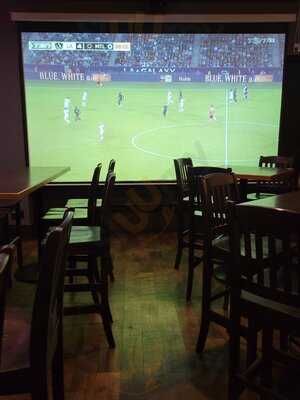 Murdoch's Bar & Grill