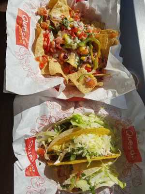 Quesada Burritos & Tacos
