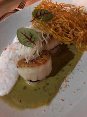 Copetin Restaurant & Bar