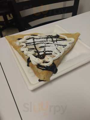 Delightful Crepes Salad Bar