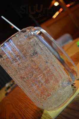 Famous Steak & Pizza Restaurant