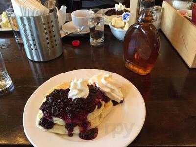 Temple's Pancake House