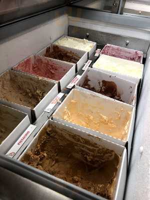 Xo Ice Cream & Waffles