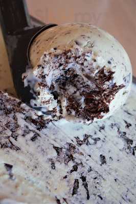 Xo Ice Cream & Waffles