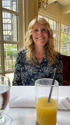 Old Mill Toronto Restaurant