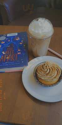 Second Cup Coffee Co. Featuring Pinkberry Frozen Yogurt