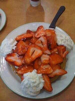 Cora's Breakfast & Lunch