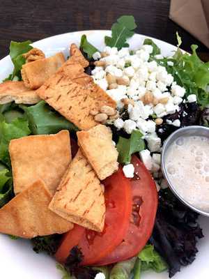 Green Traiteur & Cafe