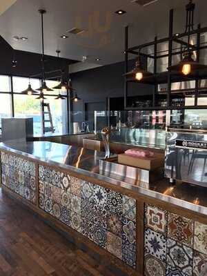 Via Cibo Calgary (south Trail)