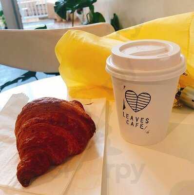 Leaves Cafe