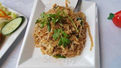 Fresh Rolls Restaurant