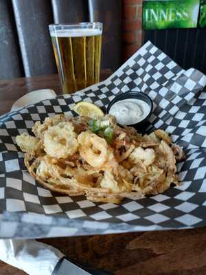 Watchmans Pub & Eatery