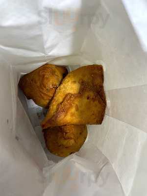 Khazana Indian Express And Pizza