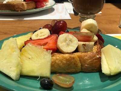 Cora Breakfast And Lunch