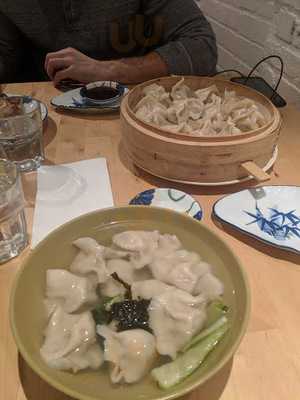 Meiwei Dumplings Restaurant