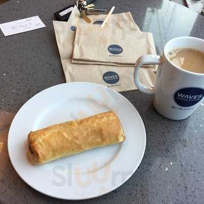 Waves Coffee House