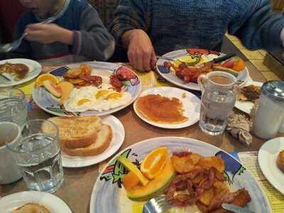 Restaurant Miami Deli - Open 24h