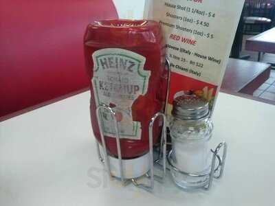 Egglicious Cafe & Grill