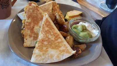 Dunrobin Restaurant & Pizzeria