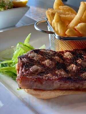 Tipsy Pig Kitchen And Bar Evanston