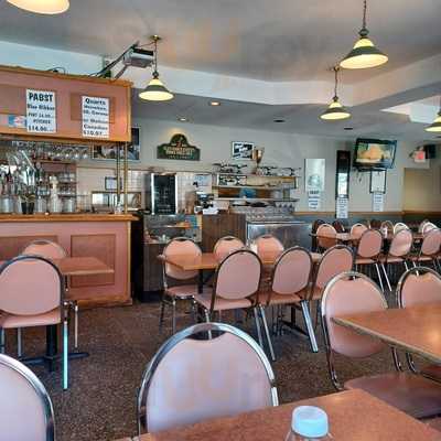 University Bar & Grill