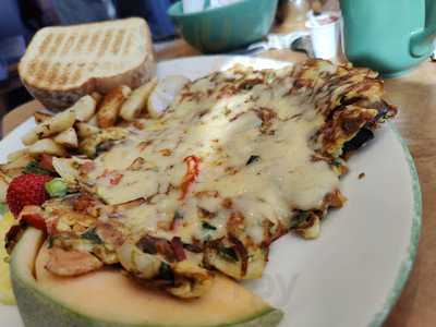 Tutti Frutti Breakfast & Lunch