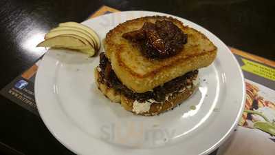 Tutti Frutti Breakfast & Lunch