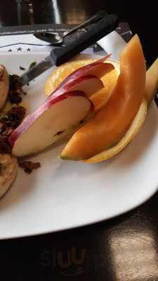 Tutti Frutti Breakfast & Lunch