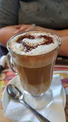 Tutti Frutti Breakfast & Lunch