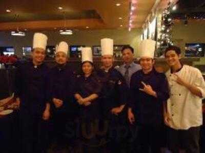 Austin's Bar & Grill