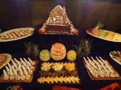 Austin's Bar & Grill