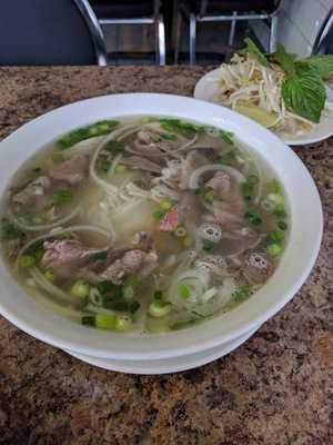 Pho Anh Huyen Noodle House